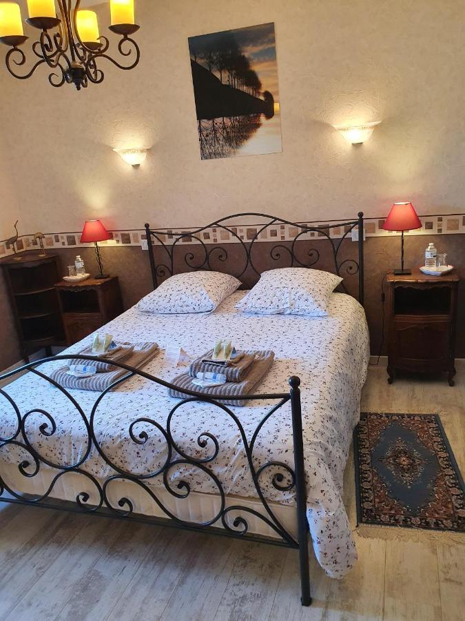 โอ บง วิว็อง Hotel Dampierre-sur-Salon ภายนอก รูปภาพ