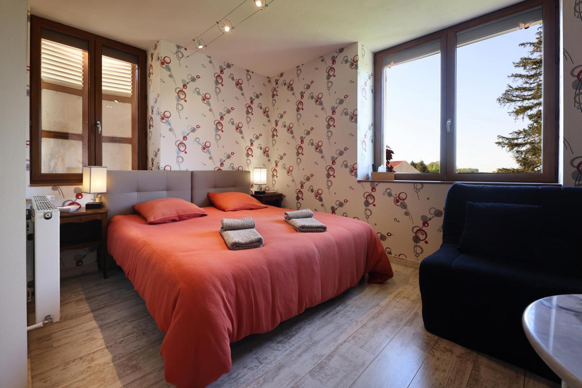 โอ บง วิว็อง Hotel Dampierre-sur-Salon ภายนอก รูปภาพ