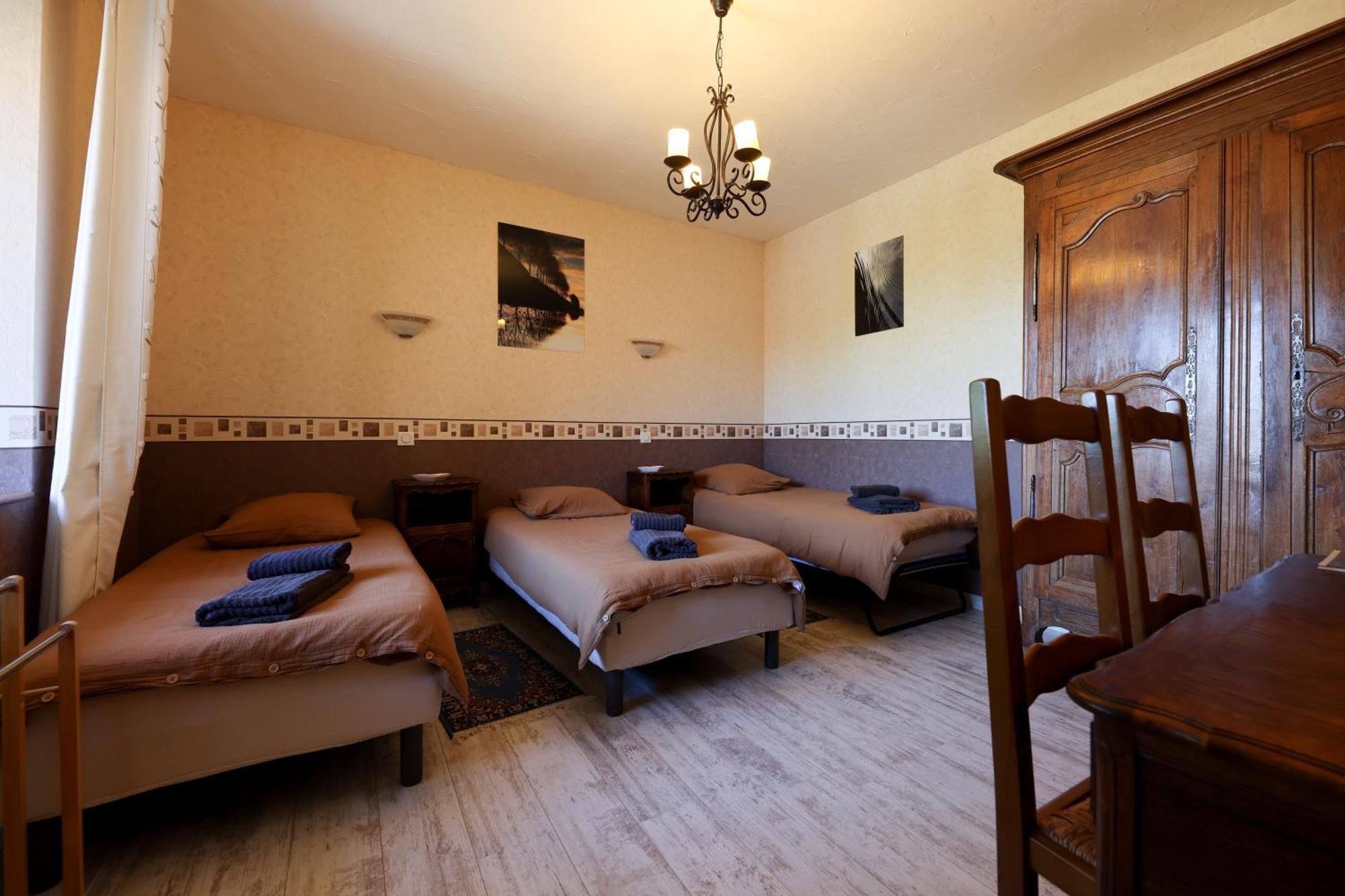 โอ บง วิว็อง Hotel Dampierre-sur-Salon ภายนอก รูปภาพ